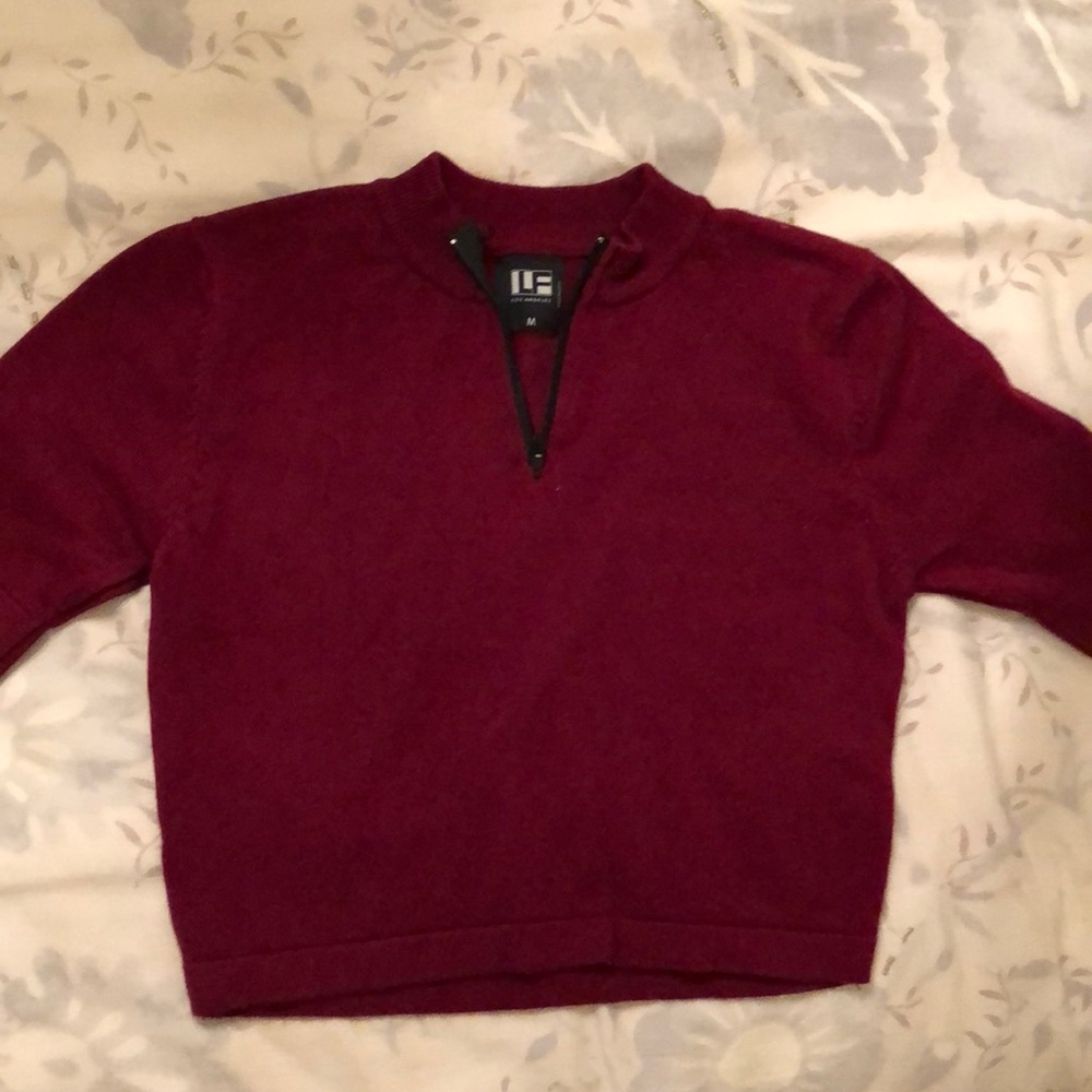 LF sweater crop top - Picture 2 of 3
